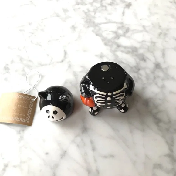 Mackenzie Childs Patience Brewster Boney Cat Salt & Pepper Shakers halloween 🎃 - Picture 3 of 8
